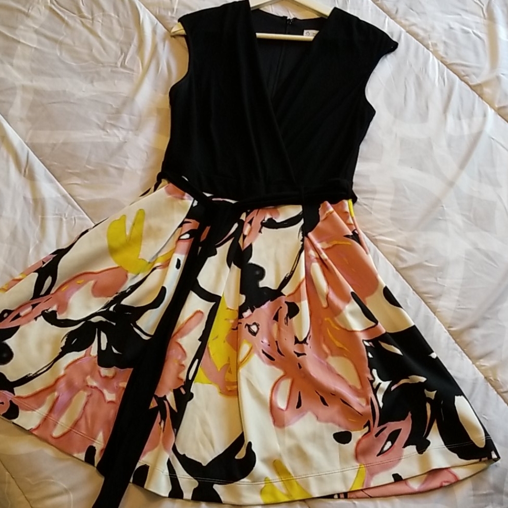 Dress barn knee length v-neck faux wrap dress